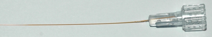 Polyimide microcatheter connected to a female Luer